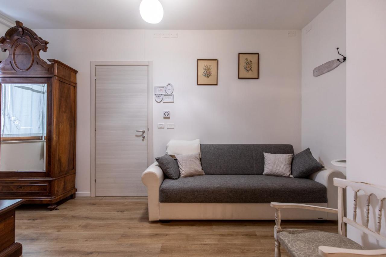 Gardabeds Adults Only Guest house *